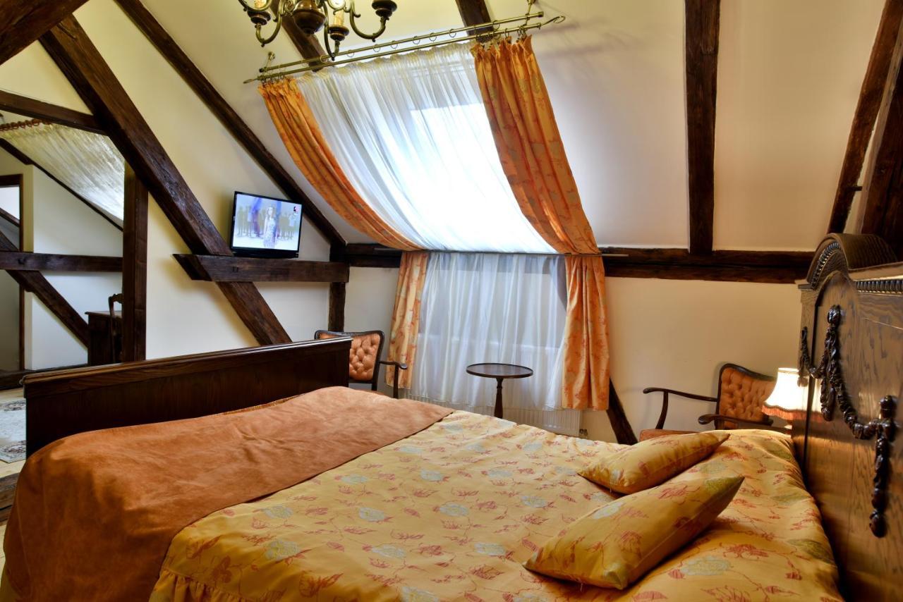 Casa Antiqua Otel Braşov Dış mekan fotoğraf